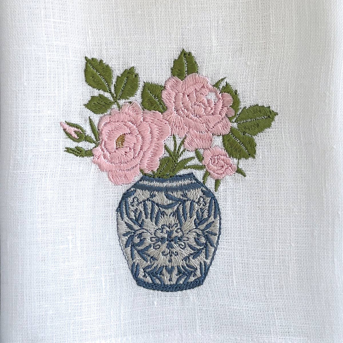 Arte Italica & Crown Linen Designs - Chinoiserie Jar with Roses Linen Towel