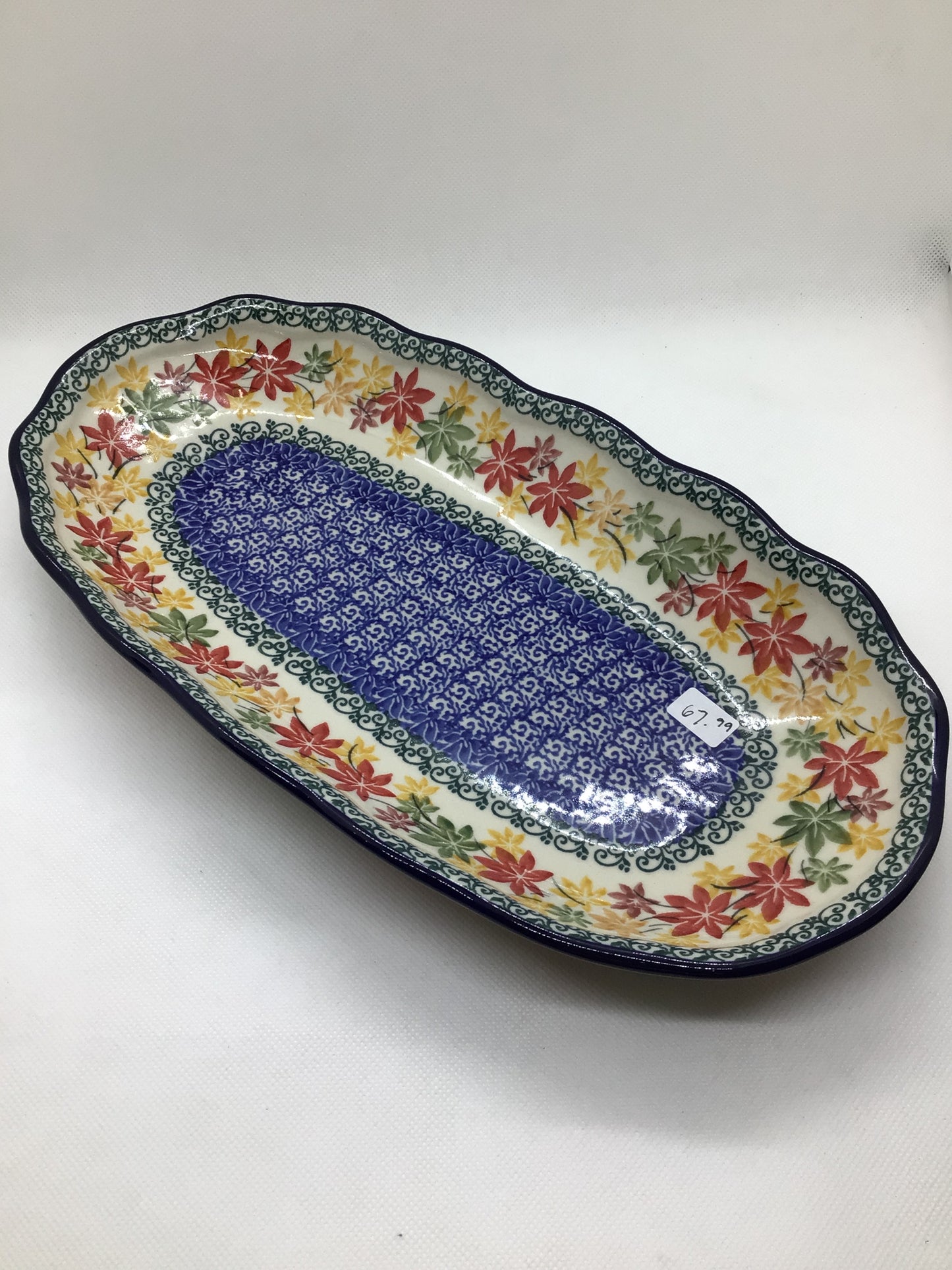 Maple Harvest Oval Scalloped Tray