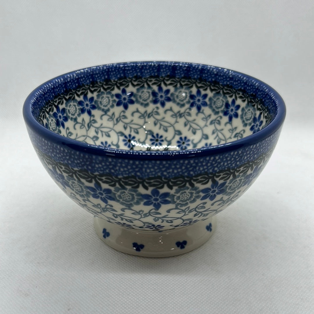 Amazing Lace Pedestal Bowl 5"