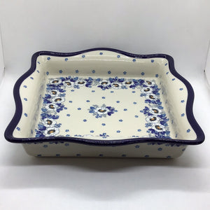 Susan's Garden Square Fluted Edge