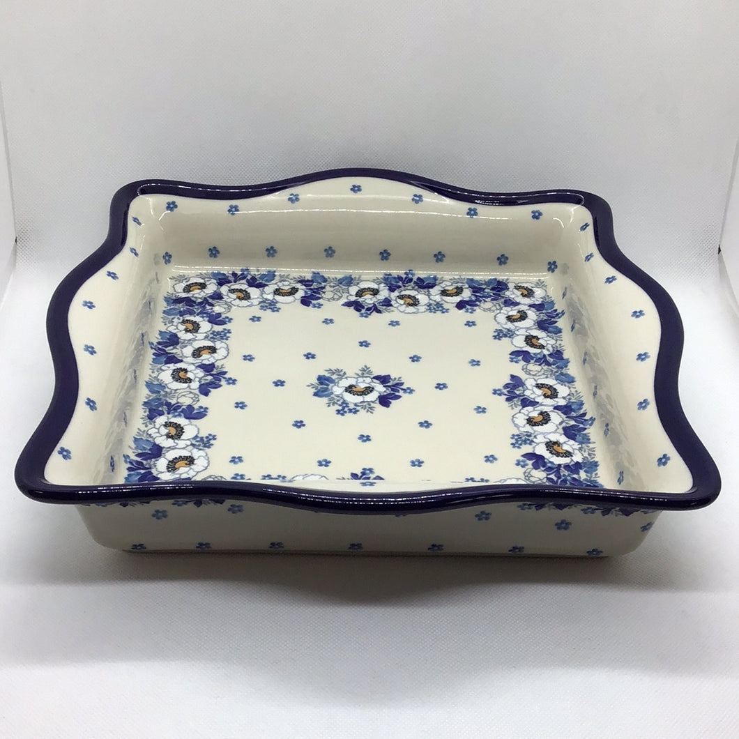 Susan's Garden Square Fluted Edge