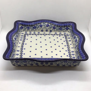 Amazing Lace Square Fluted Edge