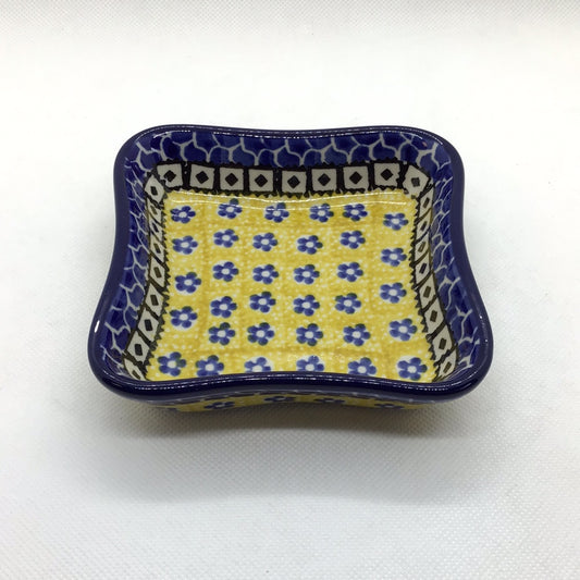 Sunburst Shallow Fluted Square Bowl