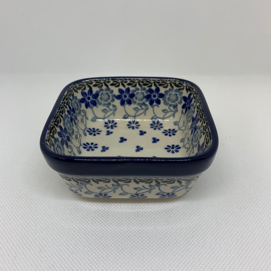 Amazing Lace Square Ramekin