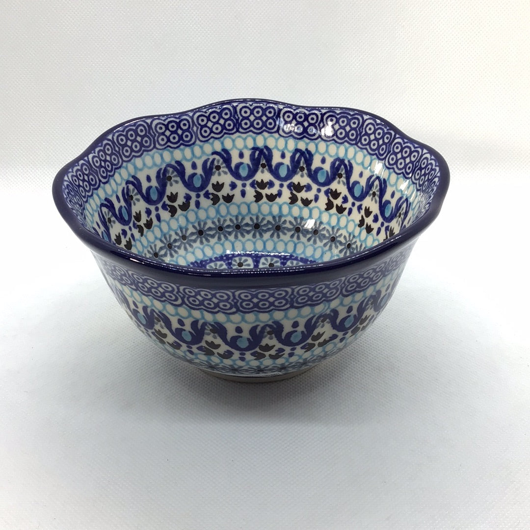 Frozen Ruffle Edge Bowl 6"