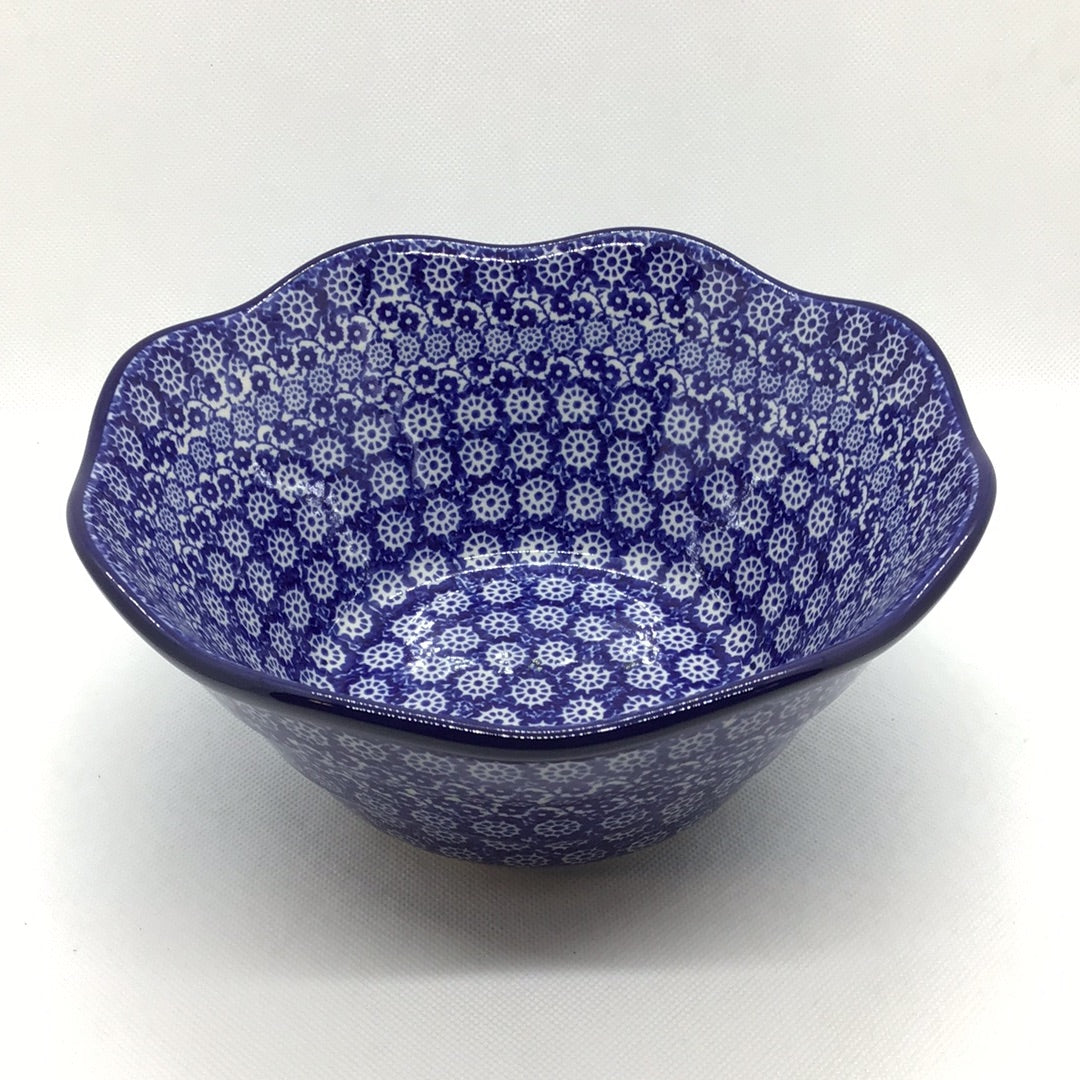 Midnight Wavy Edge Bowl 8"