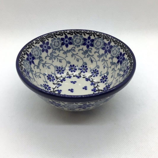 Amazing Lace Nesting Bowl 5"