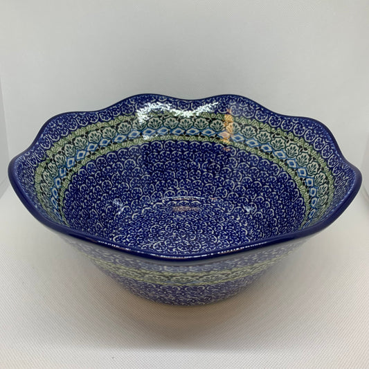 Tranquility Wavy Edge Bowl 10"
