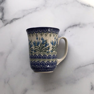 Blue Bells Bistro Mug 17 oz