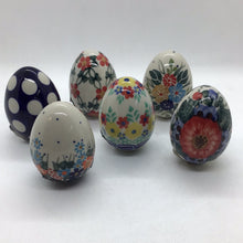 Load image into Gallery viewer, ANDY Stoneware Egg