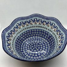 Load image into Gallery viewer, Frozen Wavy Edge Bowl 10&quot;